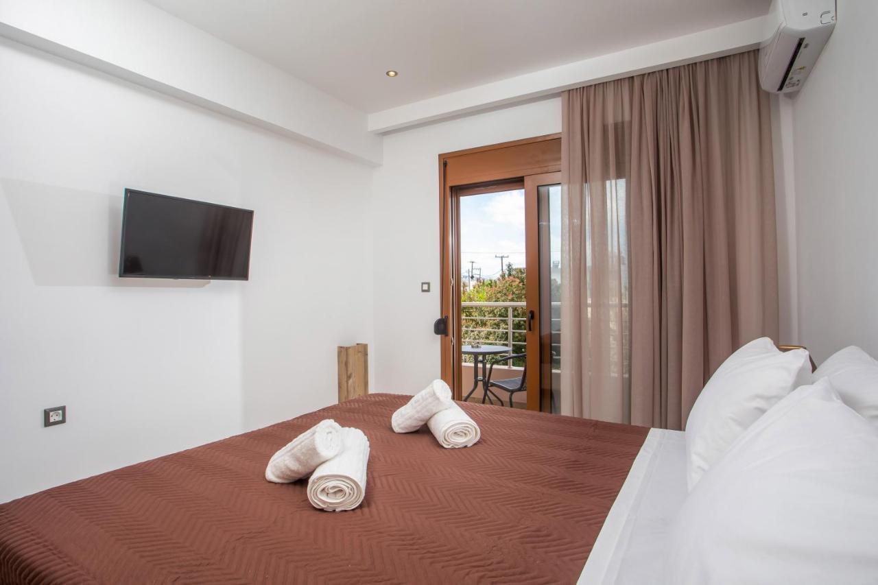 M&E Apartments ฮารากิ ภายนอก รูปภาพ